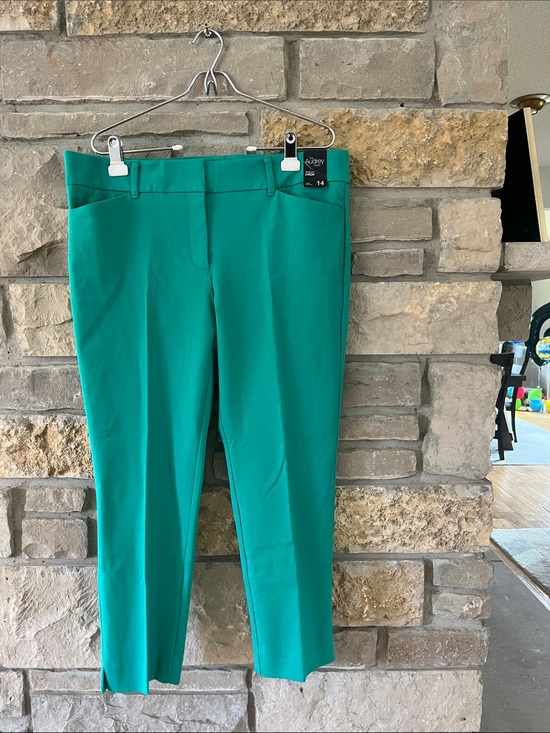 New York & Company Pants - New York & Company The Whitney Pant Slim Leg Crop Size 14 Teal